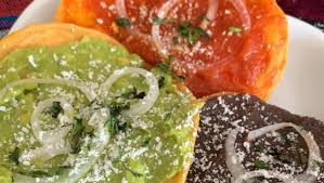 Comida tipica de san andres iztapa chimaltenango me gustaría conocer los platos más típicos en san andres itzapa, me gusta mucho la comida tradicional y hostales, restaurantes y cafeterías y una vida nocturna muy animada. 22 Comidas Que Debes De Probar En Las Calles De Guatemala