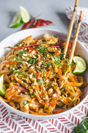 Easy Spicy Chicken Pad Thai Recipe Cooking Recipes Healthy Recipes Asian Recipes