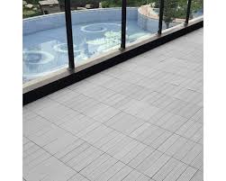 Klick fliesen terrasse naturstein, solarium whirlpool gehwege uvm fr terrassen balkone treppen wege im hornbach. Klickfliese Konsta Wpc 30 X 30 Cm Grau Bei Hornbach Kaufen