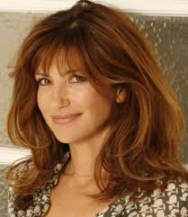 Encore enfant, elle débute sa carrière d'actrice très tôt en incarnant le rôle de vanina dans la série à succès plein soleil. Florence Pernel Est Une Actrice Francaise Nee Le 30 Juin 1966 A Paris Actrice Francaise Idees Cheveux Longs Idees De Coiffures