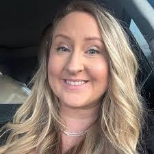 Amber Kegley's Instagram, Twitter & Facebook