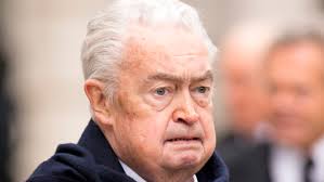 Whatever Happened To Hugh Scully From Antiques Roadshow?