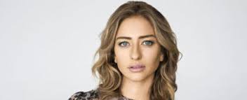 Whitney Wolfe, coofondatrice di Tinder, subiva molestie sessuali. Così ha  inventato Bumble, app femminista