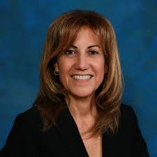 Amy Stern's Instagram, Twitter & Facebook