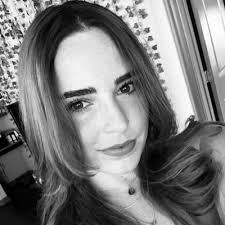 Taylor Hoppe's Instagram, Twitter & Facebook