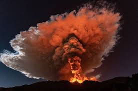 Html5, mobile, customizable, disruptive pricing models. Mount Etna Internet Geography