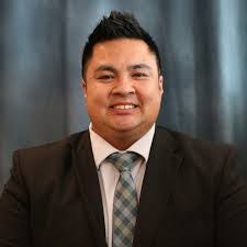 Dean Mahan's Instagram, Twitter & Facebook