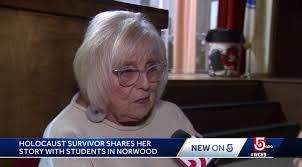 Janet Singer's Instagram, Twitter & Facebook