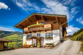 Mittersill als zentralort des oberpinzgaus liegt inmitten der berge. Apartments Rieserhof Mittersill Aktualisierte Preise Fur 2021