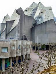 This exclusive photo essay by laurian ghinitoiu was originally commissioned for the fifth issue of lobby. Die Wallfahrtskirche In Velbert Neviges Monumente Online