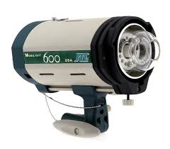 Jtl Lighting Mobilight Dc 600 Battery Operated Monolight Strobe Kit 2463