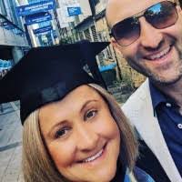 Kelly Mader's Instagram, Twitter & Facebook