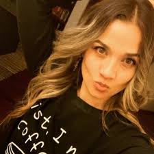 Abby Snyder (@SnyderAbby)