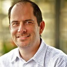 Edwin Leslie Stands Up To Governor Jan Brewer, Makes a Lot of Sense About  Cents