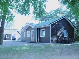 Boasting free private parking, the apartment is in an area where guests can. Die Emslandhauser Schloss Dankern