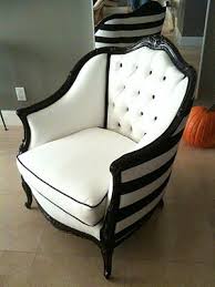My Dream Is To Have An All Black And White Living Room With A Black Or White Grand Piano And 2 Of These Chairs In There Would Be Go Furniture Home