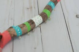 Windspiel windspiralen aus holz selber bauen. Windspiel Basteln 59 Diy Ideen Mit Einfachen Materialien Windspiele Diy Windspiele Selbstgemachte Windspiele