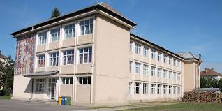 Apartamente de vanzare hunedoara deva in toate zonele. Municipiul Brad Are Pentru Prima DatÄƒ O ScoalÄƒ EuropeanÄƒ Mircea Santimbreanu Glasul Hunedoarei