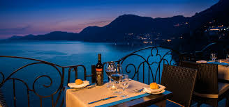 And amalfi, one of the most famous towns along the costiera, definitely has some of the best eateries. Restaurants In Praiano Restaurants In Praiano Praiano Bistro Praiano Bistro
