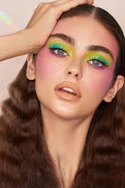 Simple And Creative 80s Makeup Ideas For Gorgeous Looks Bring Your Blue Eyeshadow And Pink Lipstick Game To A 80s Makeup Trends 80s Makeup Looks Retro Makeup