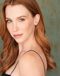 Miriam Stratton's Instagram, Twitter & Facebook