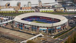 Wie graag blijft hangen in de discussie over de haalbaarheid en de wenselijkheid van een nieuw stadion voor feyenoord kan dat hieronder doen. Stadion Feyenoord Moet Rotterdam Minder Kosten Het Parool