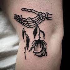 Fresh Dead Rose By Apprentice Linahsiaotattoo Tattoos Rose Tattoos Inspirational Tattoos