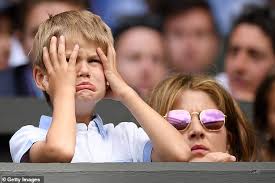 ¡bienvenido!, gracias por visitar nuestra tienda virtual. Roger Federer Is Cheered On By His Wife And Their Adorable Children At Wimbledon Today Daily Mail Online