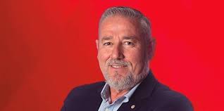 Diego Calles: “El alcalde de Villatorres ha hecho política de escaparate y  compadreo”