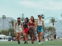 We've rounded out the best looks below, inspired by coachella's biggest style icons. Coachella 2019 Fashion How Much Do Attendees Spend On Outfits