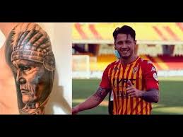 Puede Ser Convocado El Polemico Tatuaje De Gianluca Lapadula Youtube