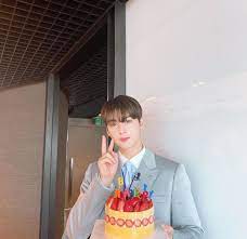 pin oleh 𝕵𝖎𝖒𝖎𝖓 di mis doramas gambar kim astro