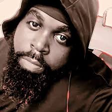 A video is going viral of Jayden Daniels' mother/agent sitting inbetween  him and Juju Watkins. (Swipe) Regina Jackson, the mother of Daniels, said  in a previous interview that she wants Jayden to