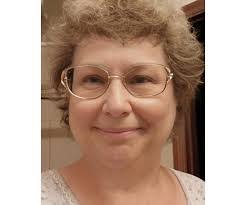 Elizabeth Zink's Instagram, Twitter & Facebook