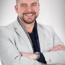 Dirk II. von Cosmopolitanien stellt sich vor