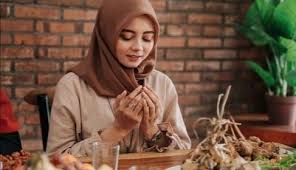 Mengqadha puasa, ي ام , memberi makan, diharamkan berpuasa, bulan ramadan, bayaran fidyah, م ن , puasa ganti atau qadha, niat puasa. 4 Kelebihan Utama Puasa 6 Hari Di Bulan Syawal Mykmu Net