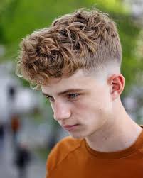 Take a look at our ultimate gift boys haircuts medium cute boys haircuts teen boy hairstyles boy haircuts short curly hairstyles teenager haircuts. 101 Best Hairstyles For Teenage Boys The Ultimate Guide 2021