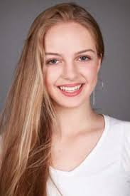 Ipek filiz yazici is an actress, known for ask 101 (2020), babam ve ailesi (2016) and 7yuz (2017). Ipek Filiz Yazici Movies Age Biography