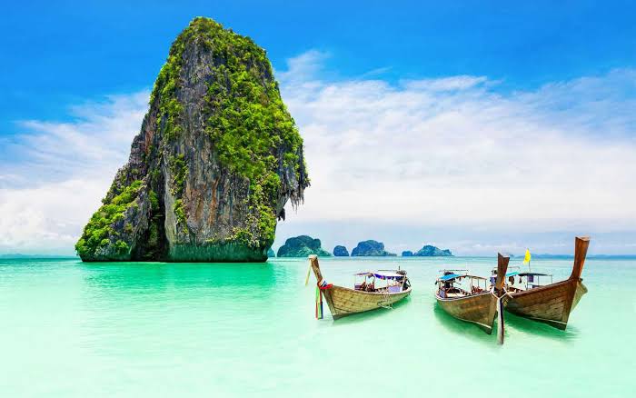 Explore Phuket: Beaches, Food, and Culture