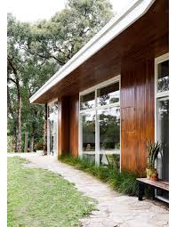 A Mid Century Melbourne Home In Near Original Condition Melbourne House Mid Century House Australian Homes