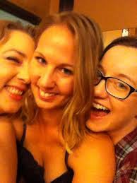 Laura Gabor (@LauraGaborlaura)