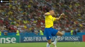 79'+' saída rápida do brasil com neymar a correr na esquerda e a tocar para firmino. Renato Augusto Gol Brasil 1 X 2 Belgica Youtube