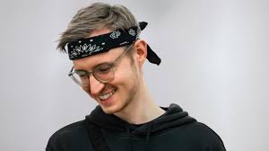 John Dee // Ones to Watch