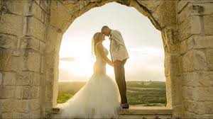 George hill has had his presence strongly felt in the national basketball association (nba) where the point the point guard is also doing well at the home front with his wife samantha and two children. Cleveland Cavaliers Pg George Hill Marries Longtime Girlfriend Samantha Garcia Wkyc Com
