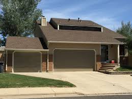 This Home In Longmont Looks So Nice With Barkwood Shingles On It From The Gaf Timberline Hd Shingle Line Roofing Residential Roofing Architectural Shingles