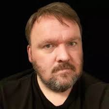 Benjamin Stanley's Instagram, Twitter & Facebook