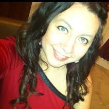 Elle Torres (elletorres)