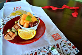 Zoës kitchen has a mediterranean menu that comprises pitas, salads, kabobs, bowls, sandwiches and rolls. Zoes Kitchen Kids Menu Grace Full Plate