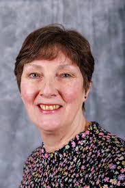 Deborah James (Piano)