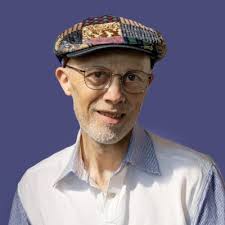 Ce jour de l'année où tous les inconnus de LinkedIn se rappelent à mon doux  souvenir 😆